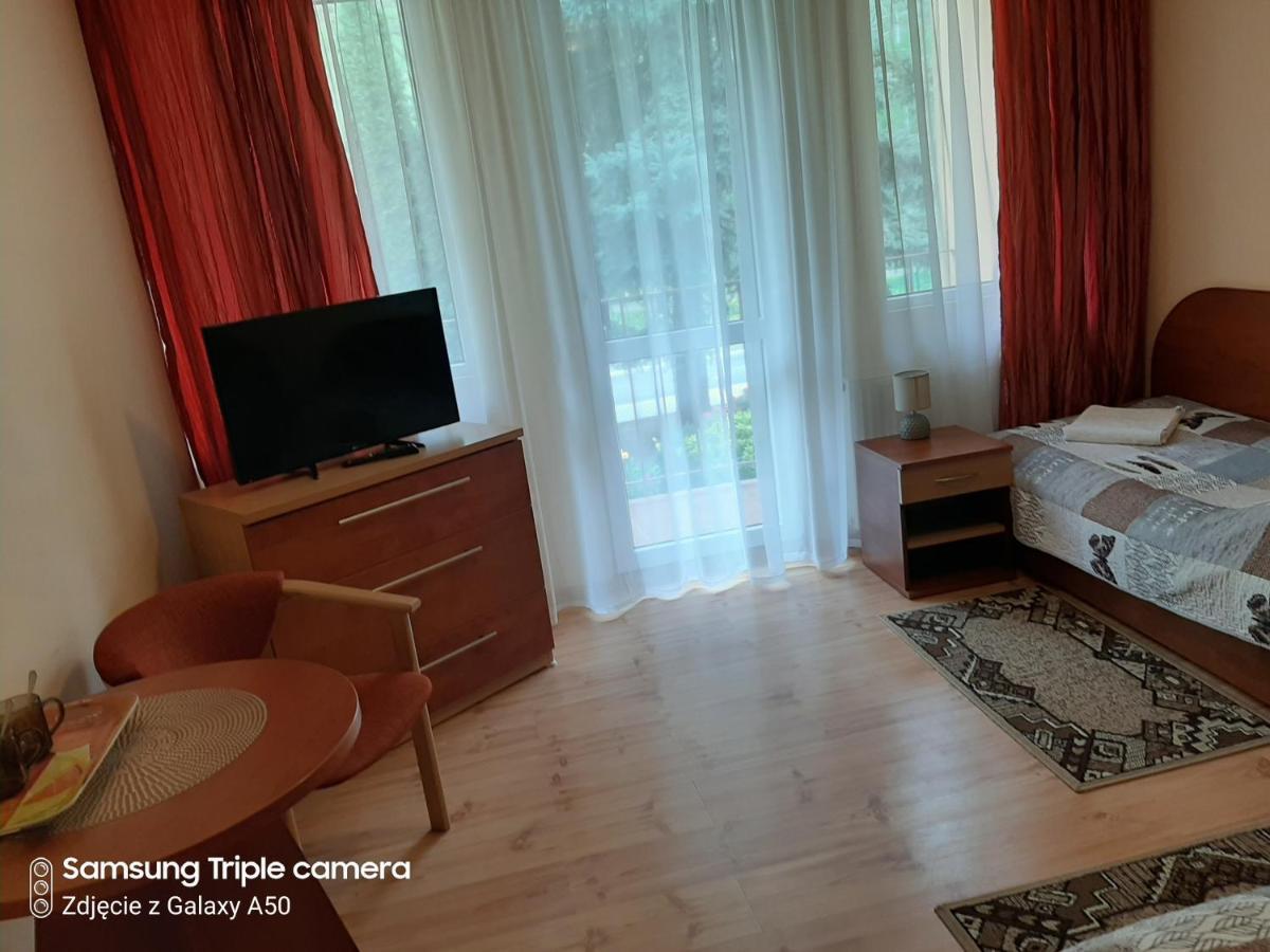 Hotel Dom Wczasowy Brido à Bardo Extérieur photo